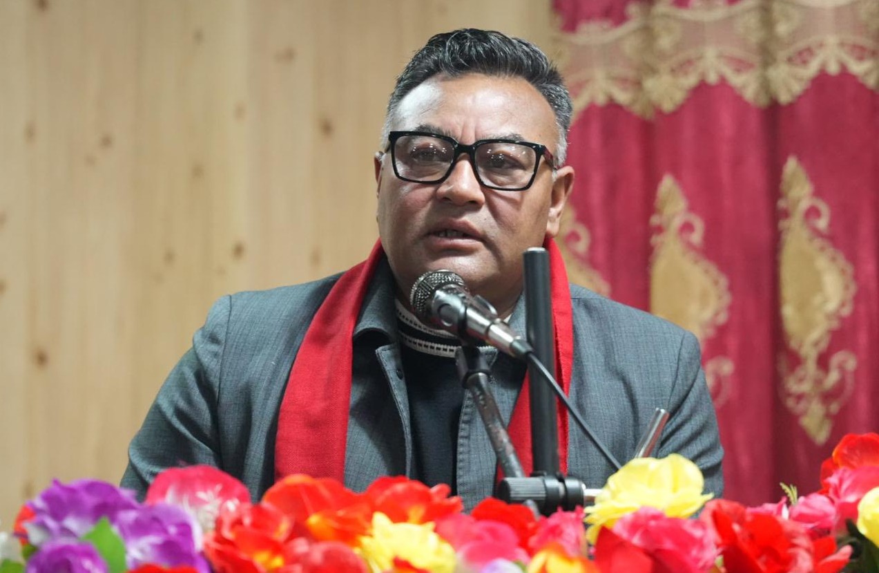 एमाले काभ्रेको इञ्चार्जको जिम्मेवारी केन्द्रीय सदस्य अशोक कुमार ब्याञ्जुलाई